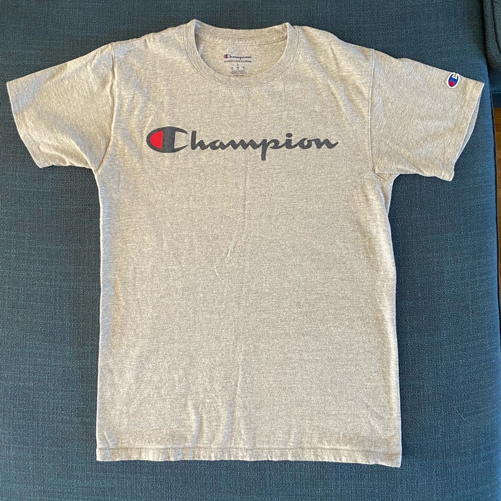 Champion t-shirt